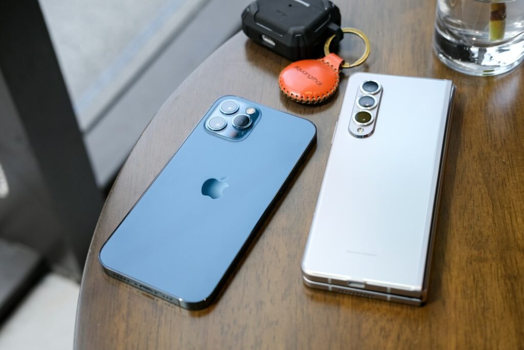 Switching from iPhone to Samsung? What You Need to Know
